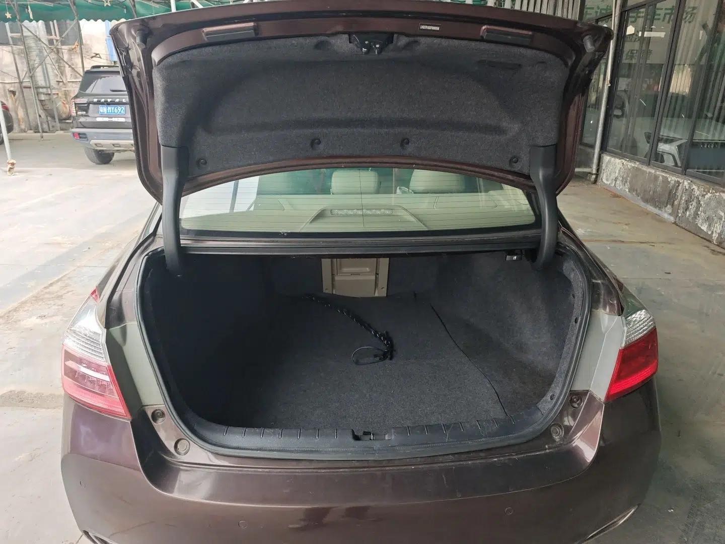 Honda Accord 2014 2.0L EX Luxury Edition — миниатюра 22