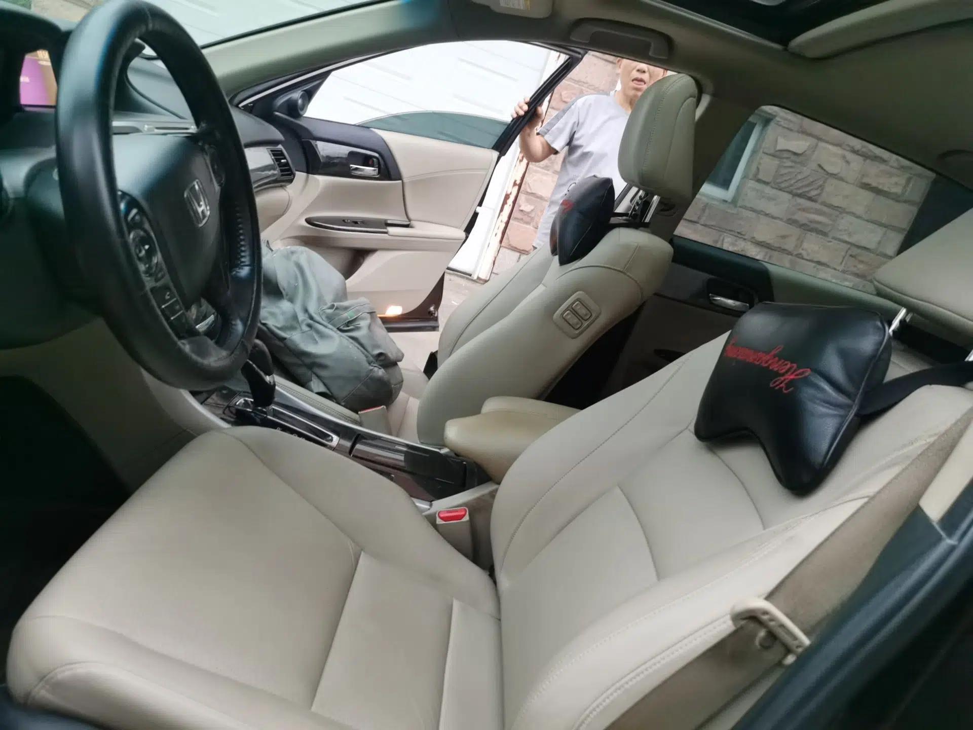 Honda Accord 2014 2.4L EXN Luxury Navigation Edition — миниатюра 15