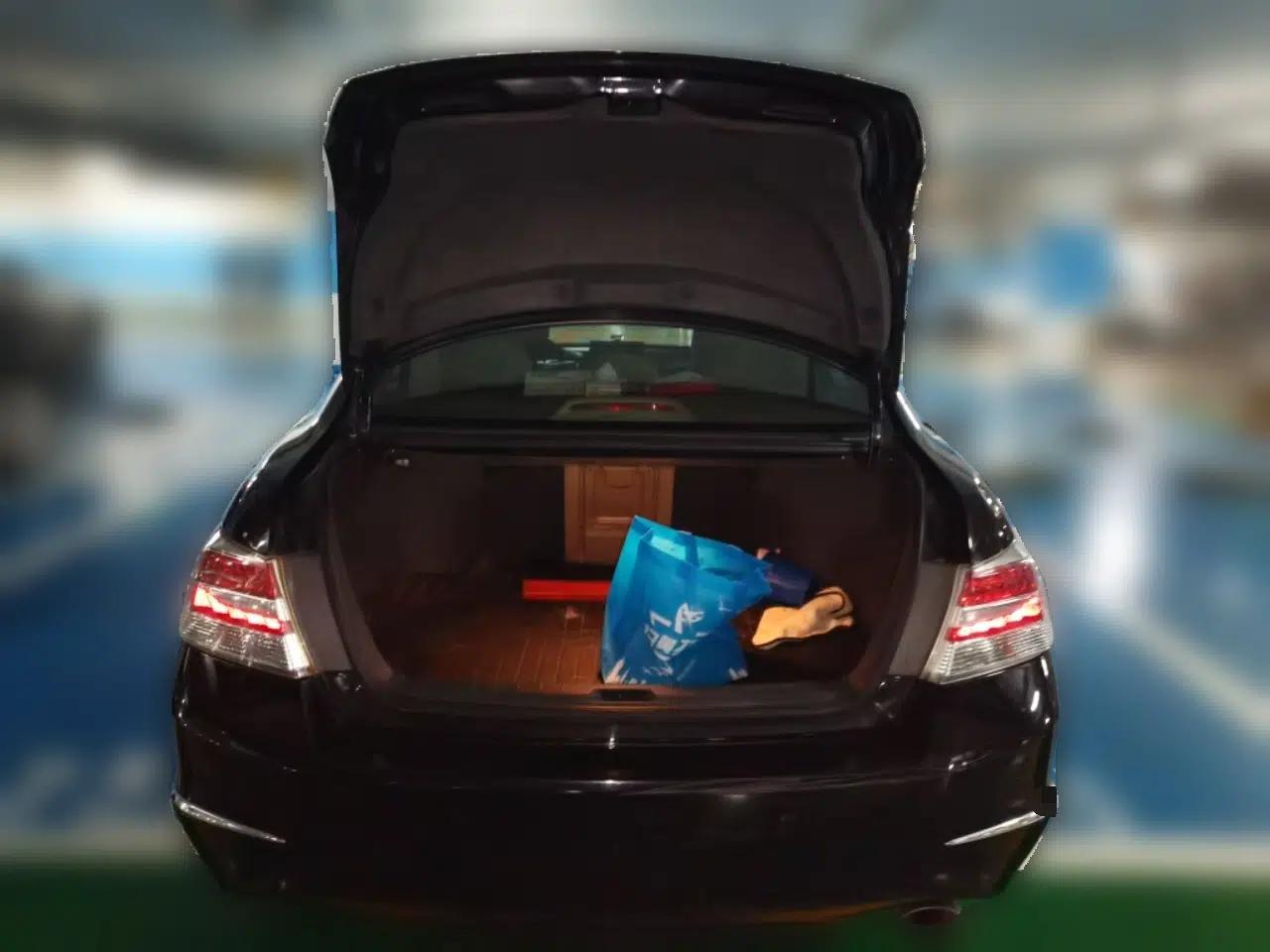 Honda Accord 2012 2.0L SE — миниатюра 19