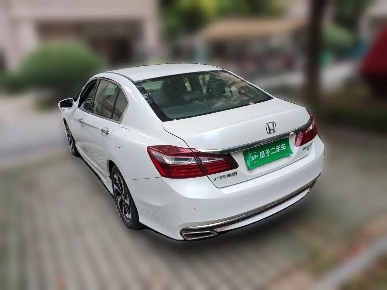 Honda Accord 2016 2.4L Prestige Edition — миниатюра 4