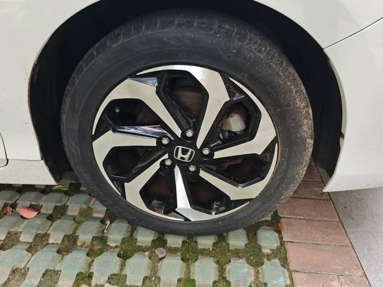 Honda Accord 2016 2.4L Prestige Edition — миниатюра 8