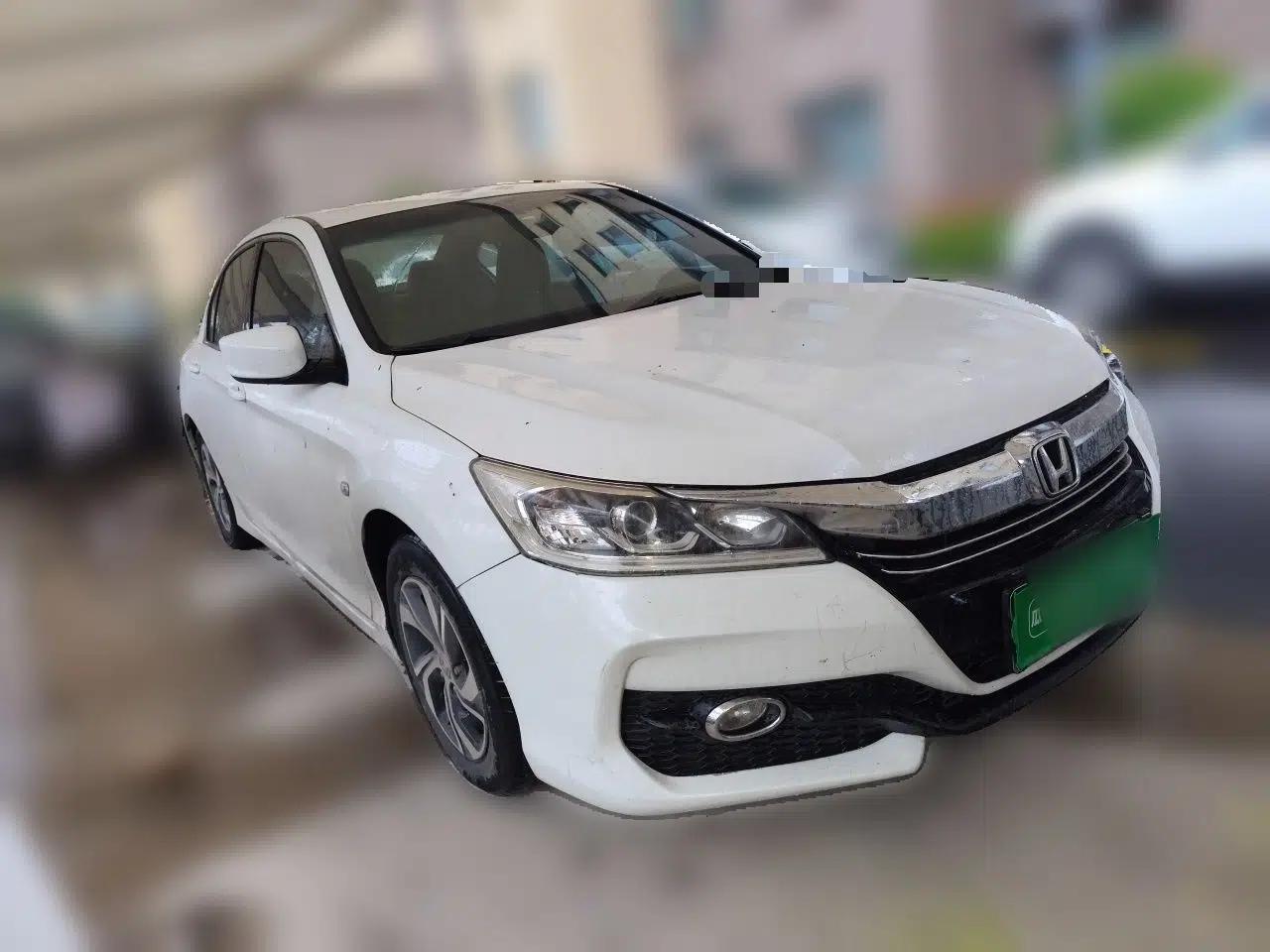 Honda Accord 2016 2.0L Comfort Edition — миниатюра 3