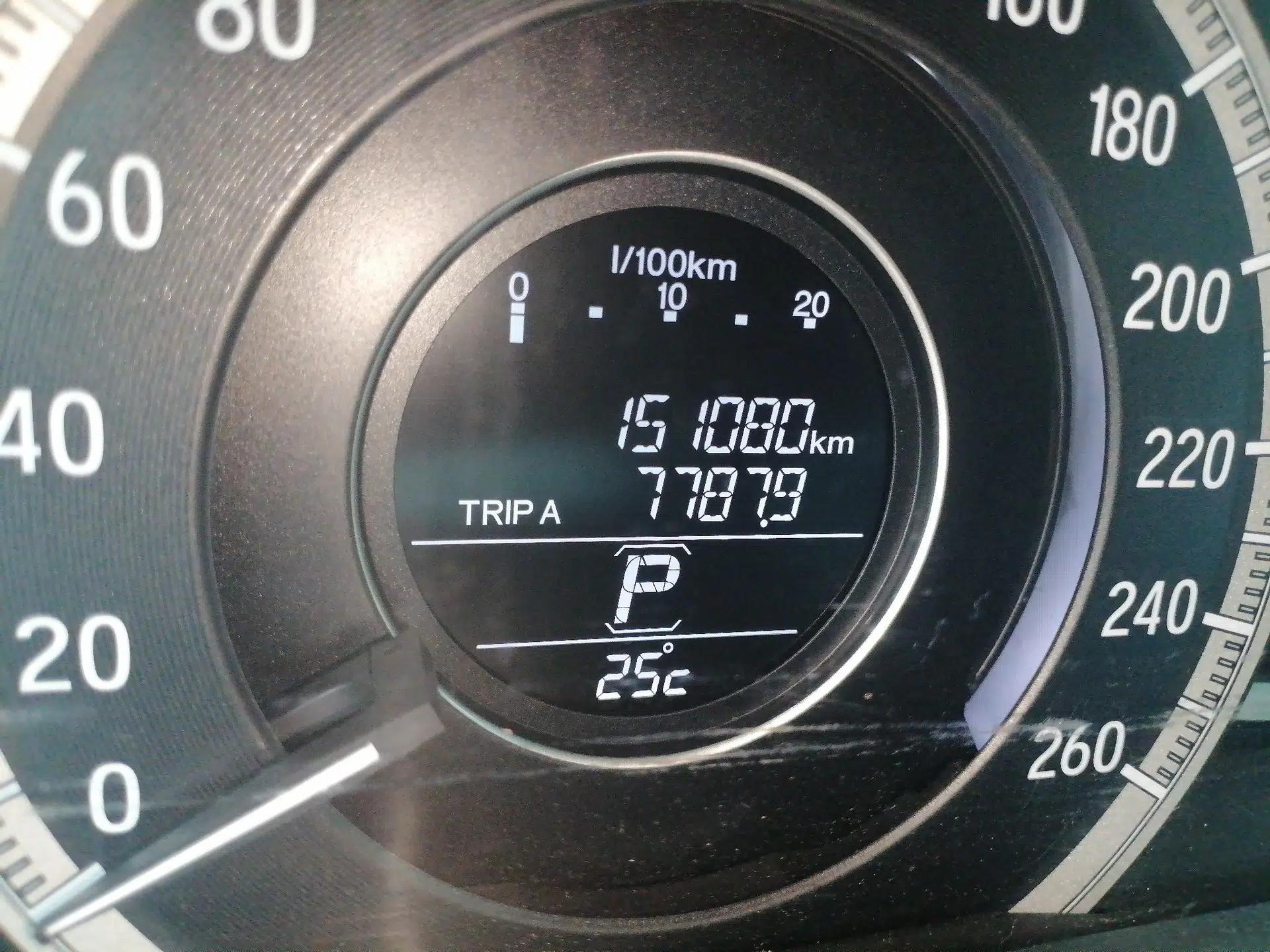 Honda Accord 2016 2.0L Comfort Edition — миниатюра 12