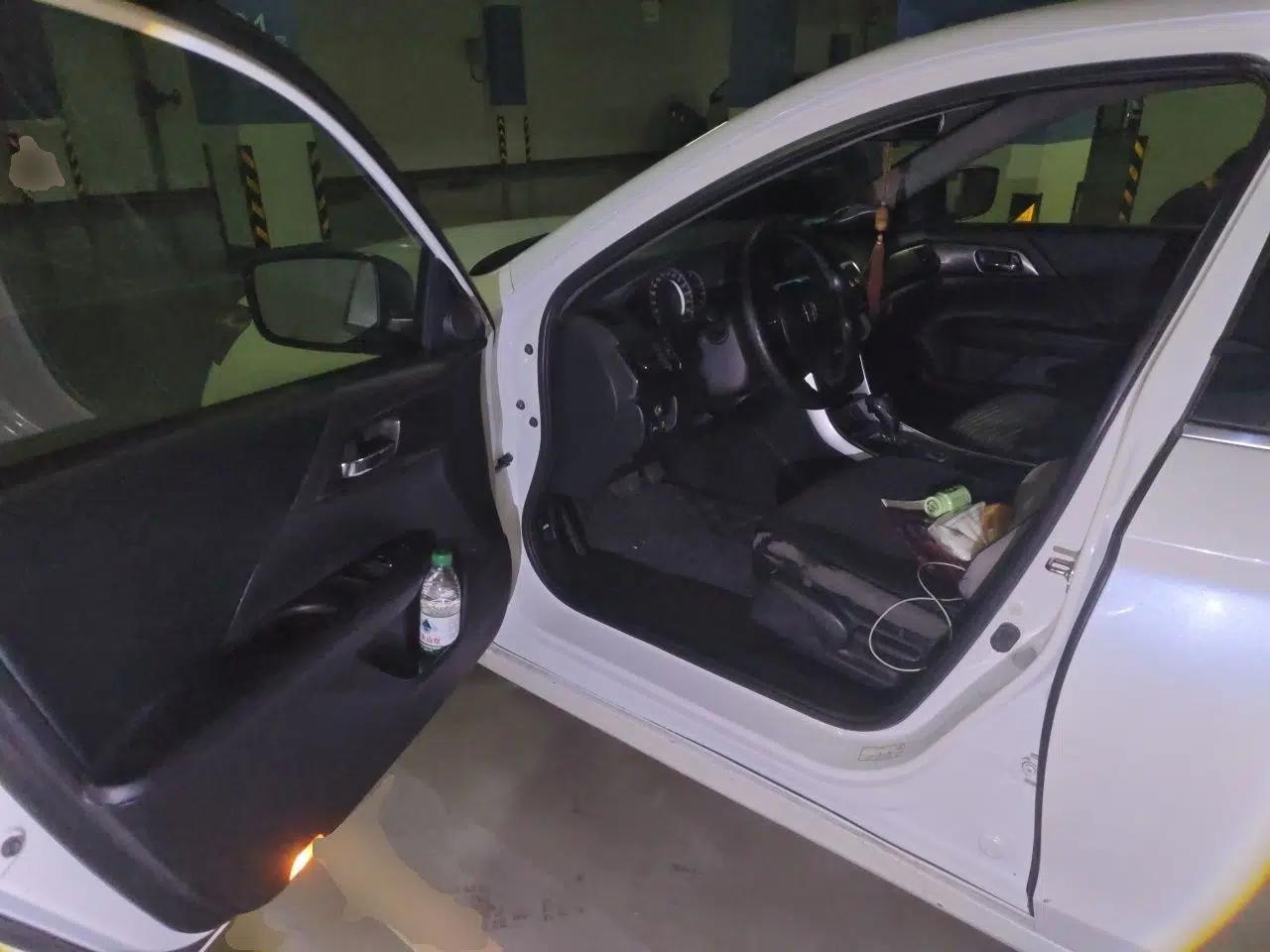Honda Accord 2014 2.0L LX Comfort Edition — миниатюра 16