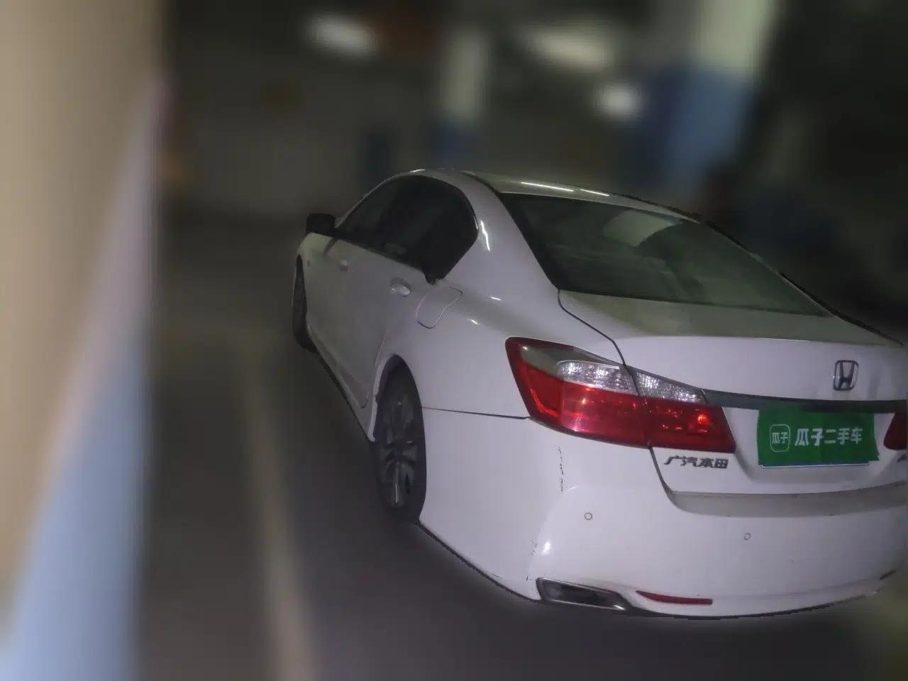 Honda Accord 2014 2.0L LX Comfort Edition — миниатюра 4