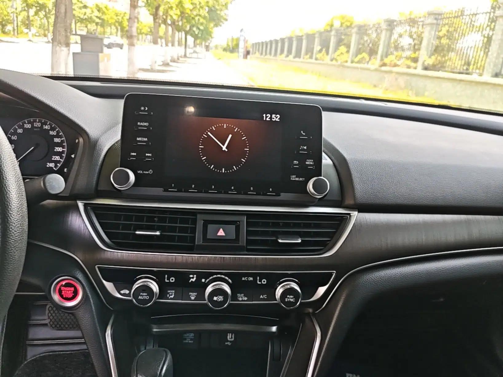 Honda Accord 2018 230TURBO Comfort Version National V — миниатюра 15