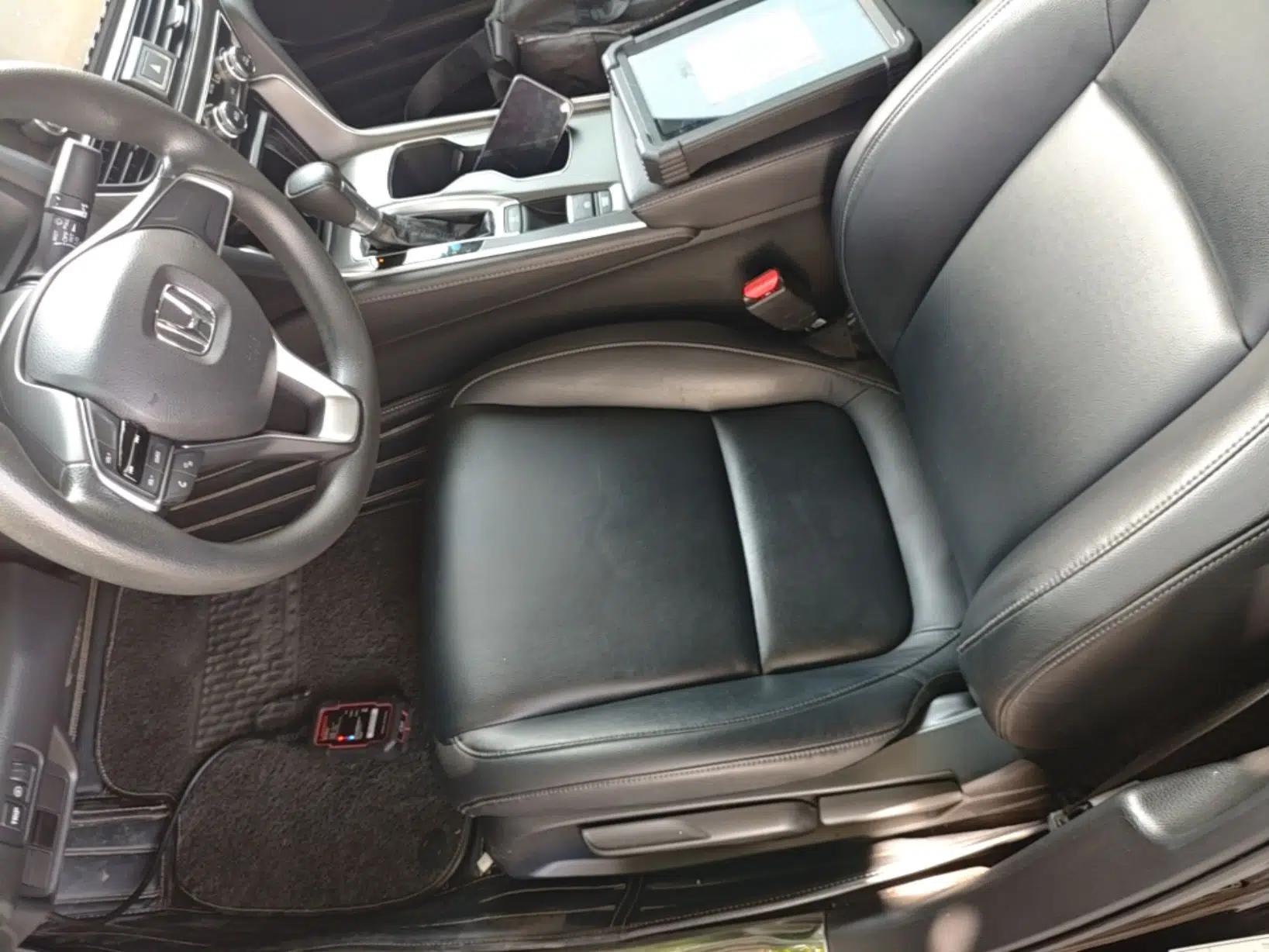 Honda Accord 2018 230TURBO Comfort Version National V — миниатюра 17