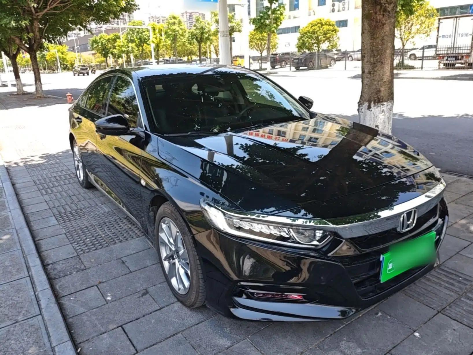 Honda Accord 2018 230TURBO Comfort Version National V — миниатюра 3