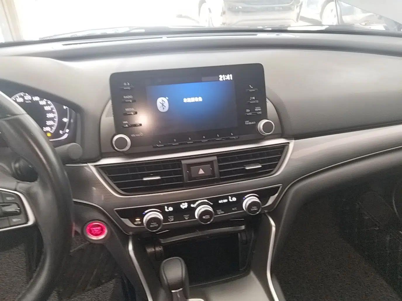 Honda Accord 2018 260TURBO Elite Edition China VI — миниатюра 15