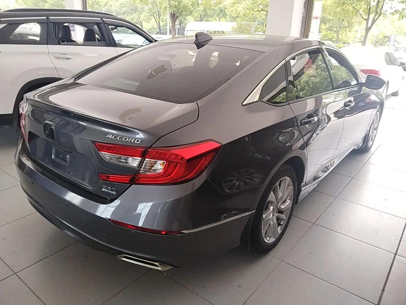 Honda Accord 2018 260TURBO Elite Edition China VI — миниатюра 6