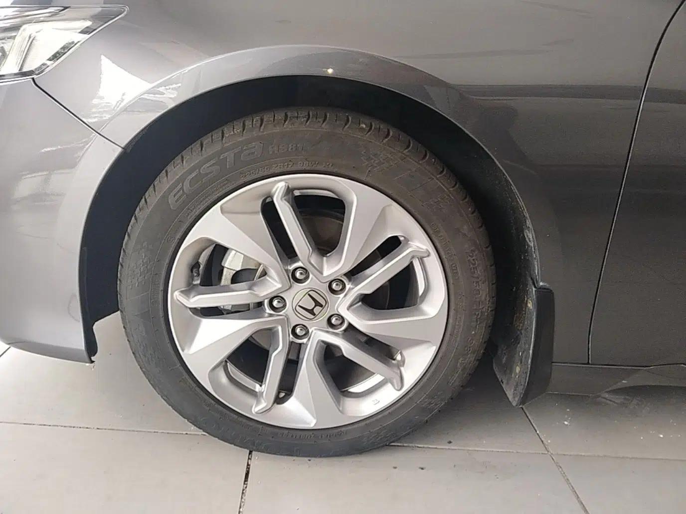 Honda Accord 2018 260TURBO Elite Edition China VI — миниатюра 10