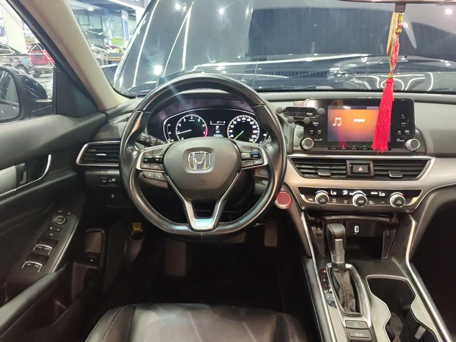 Honda Accord 2018 260TURBO Elite Edition China VI — миниатюра 13
