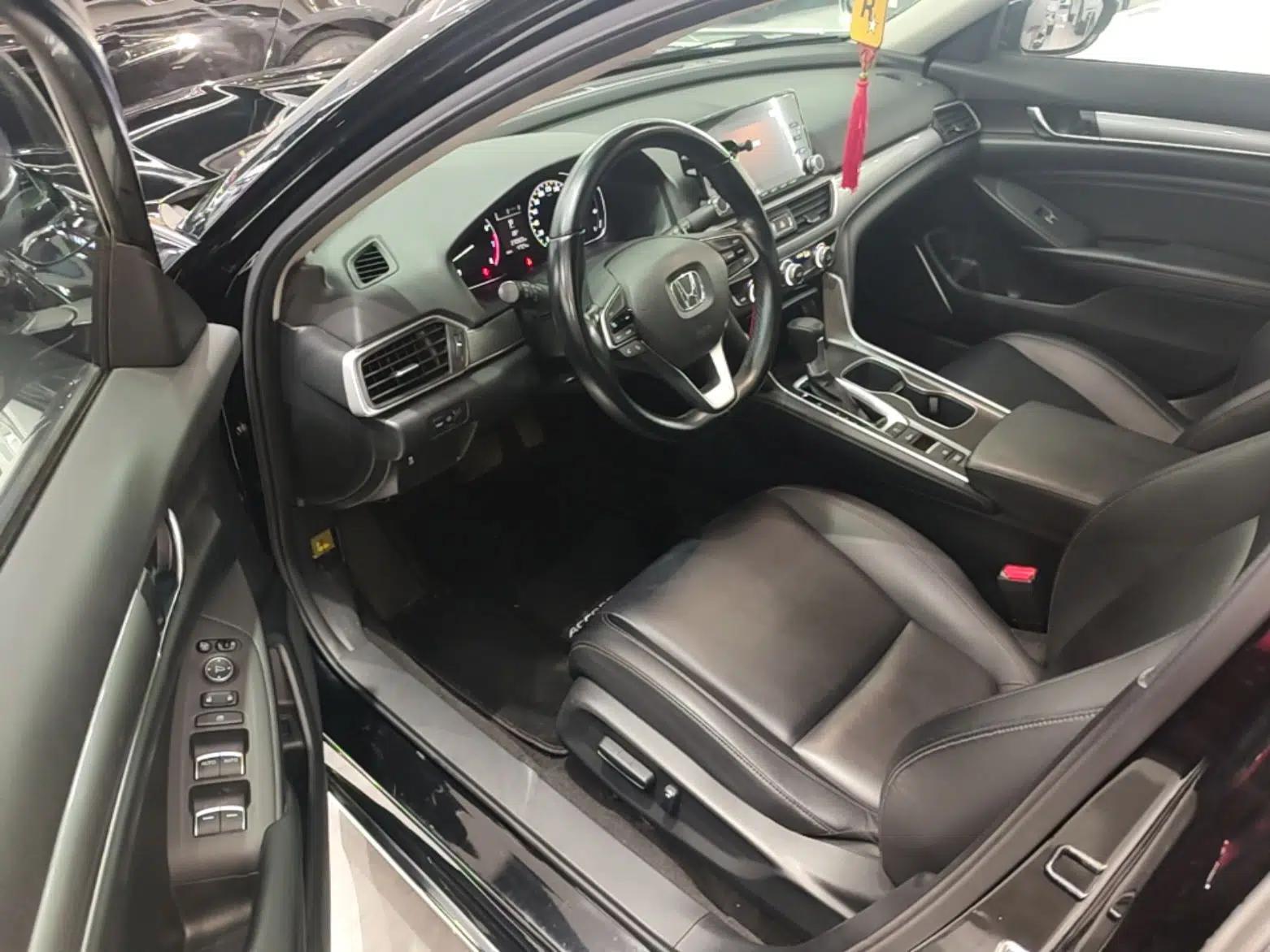 Honda Accord 2018 260TURBO Elite Edition China VI — миниатюра 18