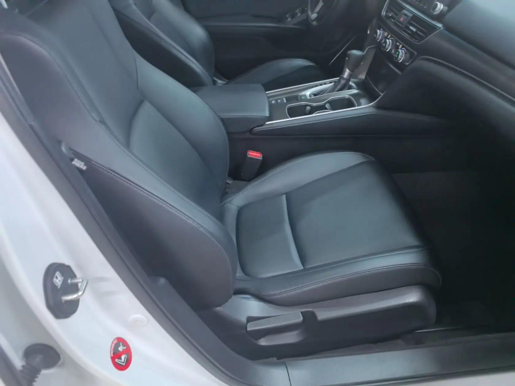 Honda Accord 2018 230TURBO Comfort Version National V — миниатюра 24