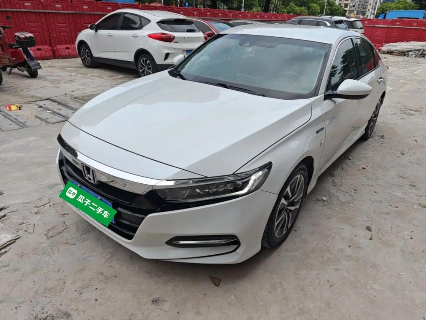 Honda Accord 2018 Rui·Hybrid 2.0L Rui Ku Edition China VI — миниатюра 1