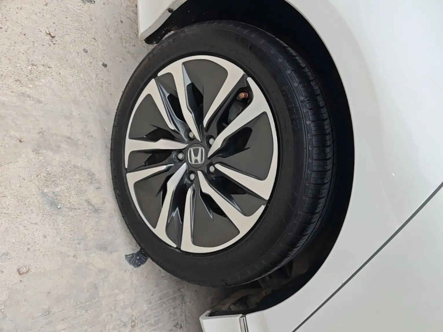 Honda Accord 2018 Rui·Hybrid 2.0L Rui Ku Edition China VI — миниатюра 11