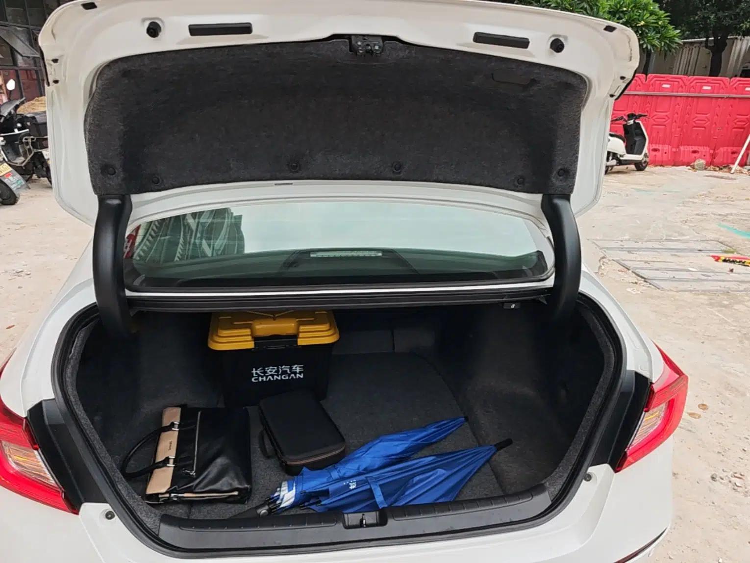 Honda Accord 2018 Rui·Hybrid 2.0L Rui Ku Edition China VI — миниатюра 22