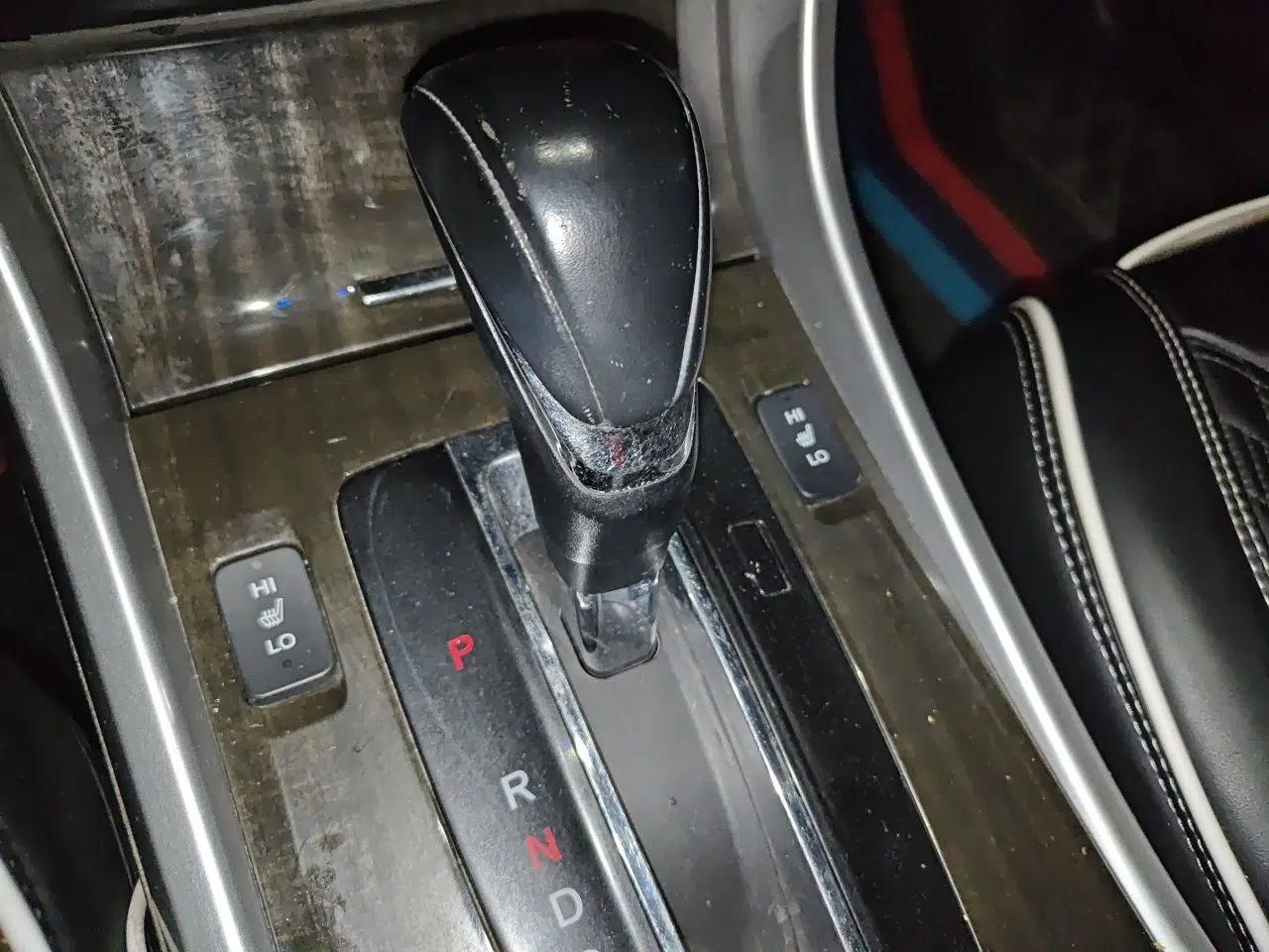 Honda Accord 2014 2.4L EXN Luxury Navigation Edition — миниатюра 14