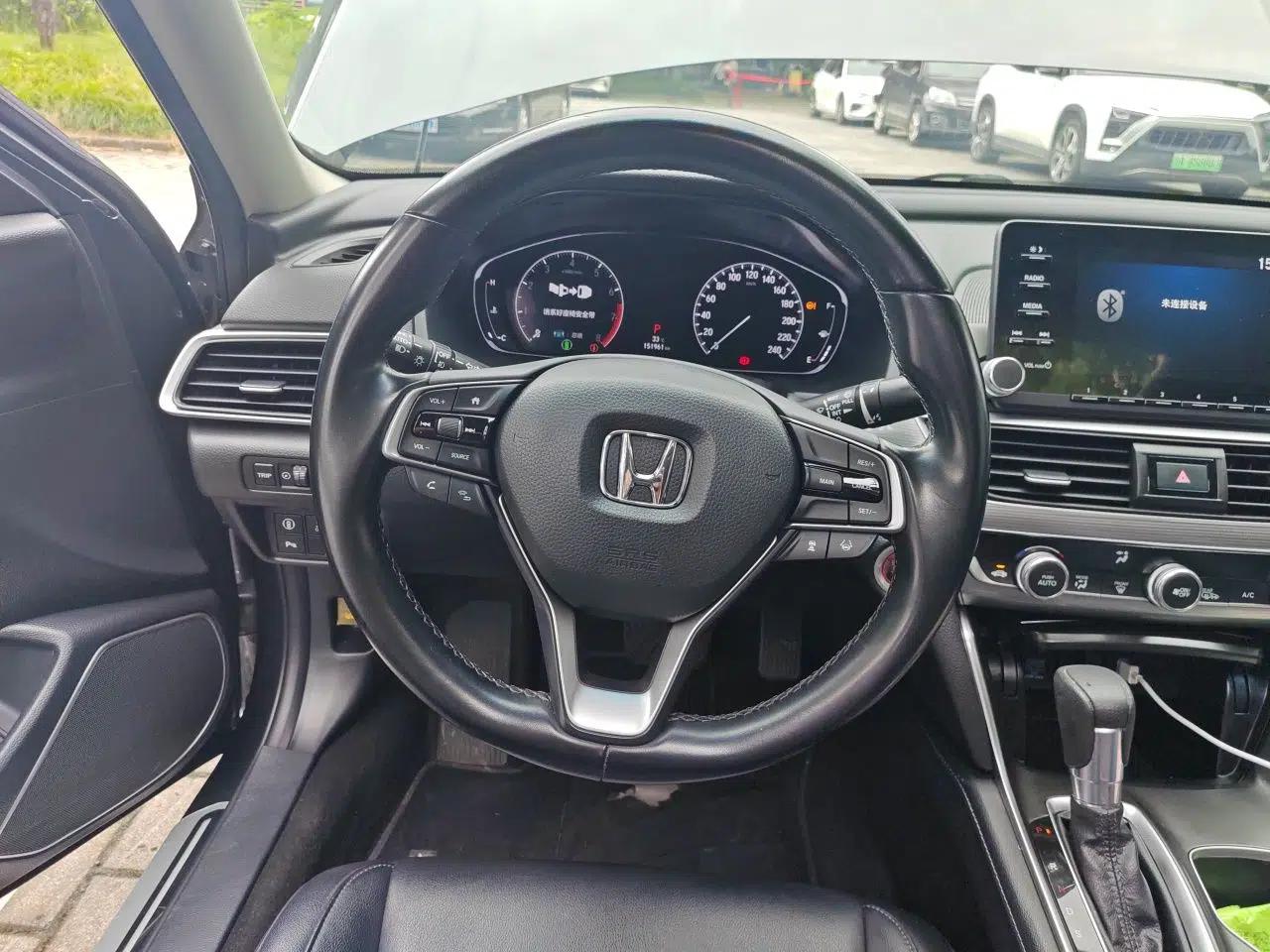 Honda Accord 2021 260TURBO Luxury Starry Sky Limited Edition — миниатюра 10