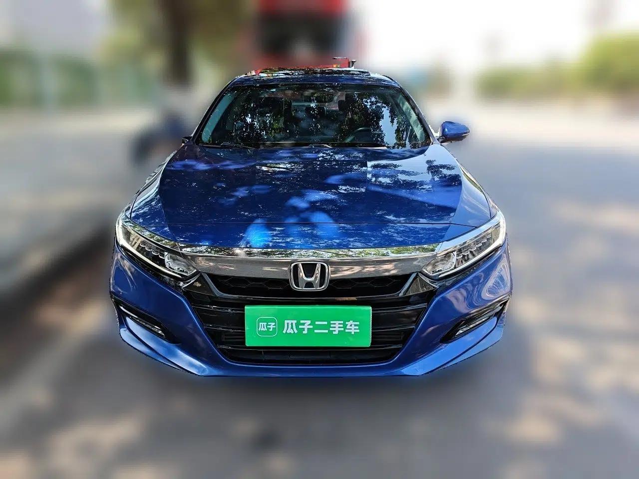 Honda Accord 2018 260TURBO Elite Edition China V — миниатюра 2