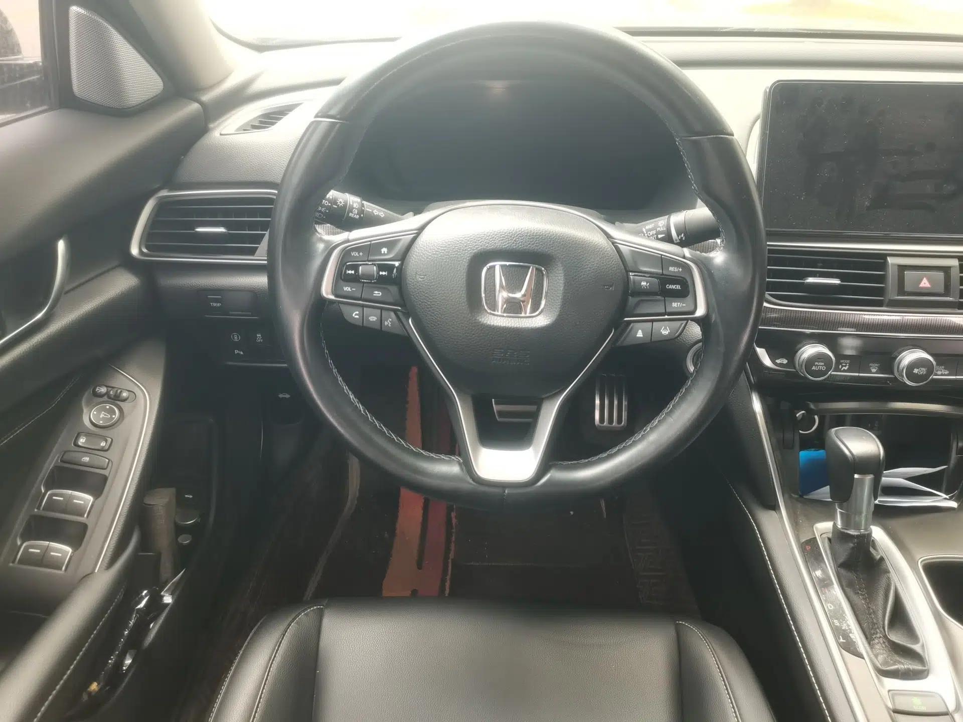 Honda Accord 2022 260TURBO Phantom Night · Prestige Edition — миниатюра 7