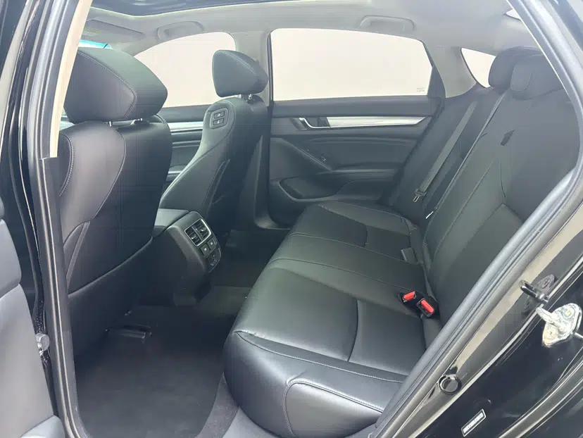 Honda Accord 2018 Rui·Hybrid 2.0L Rui Zhi Edition China VI — миниатюра 31