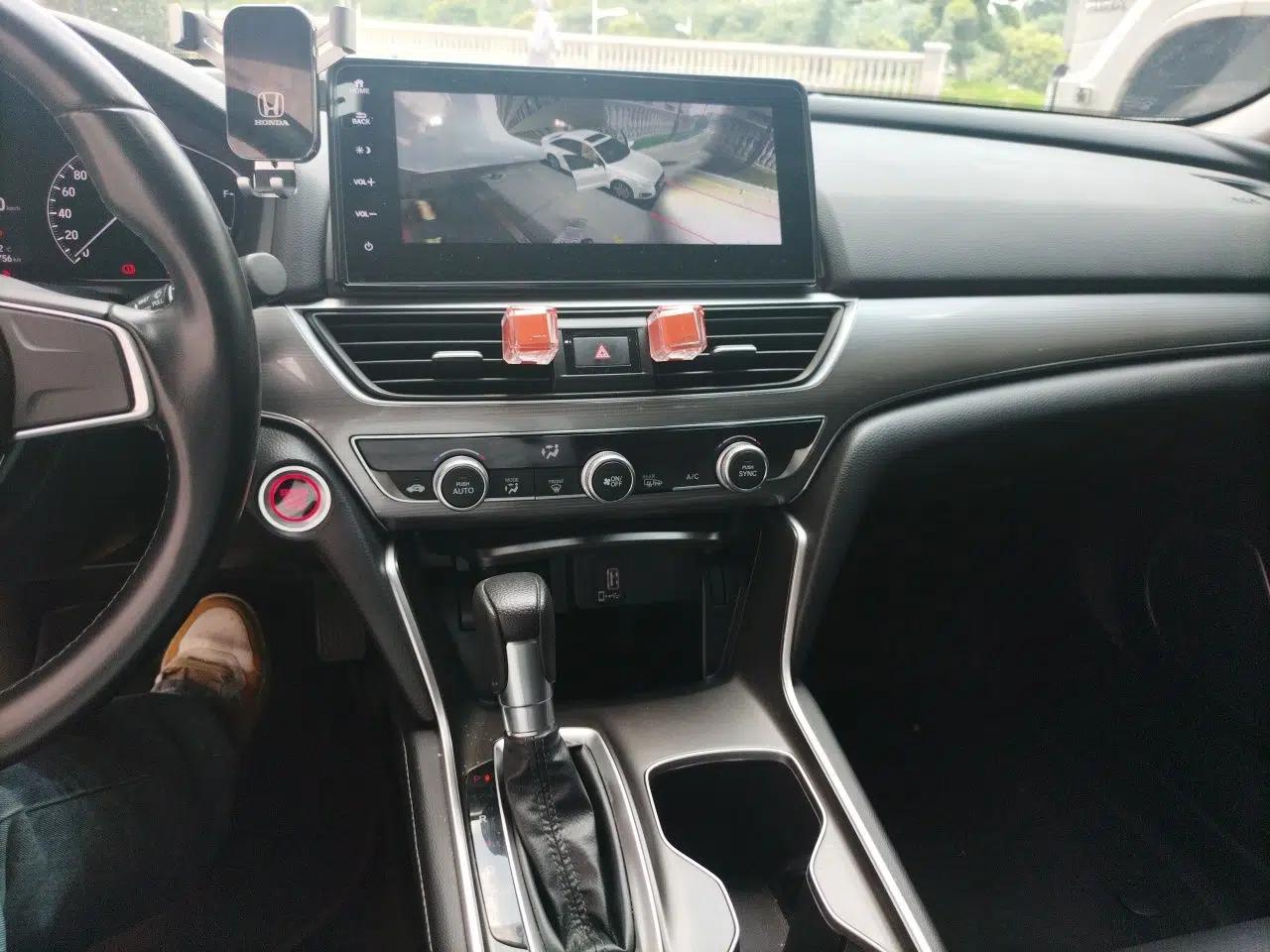 Honda Accord 2022 260TURBO Luxury Edition — миниатюра 13