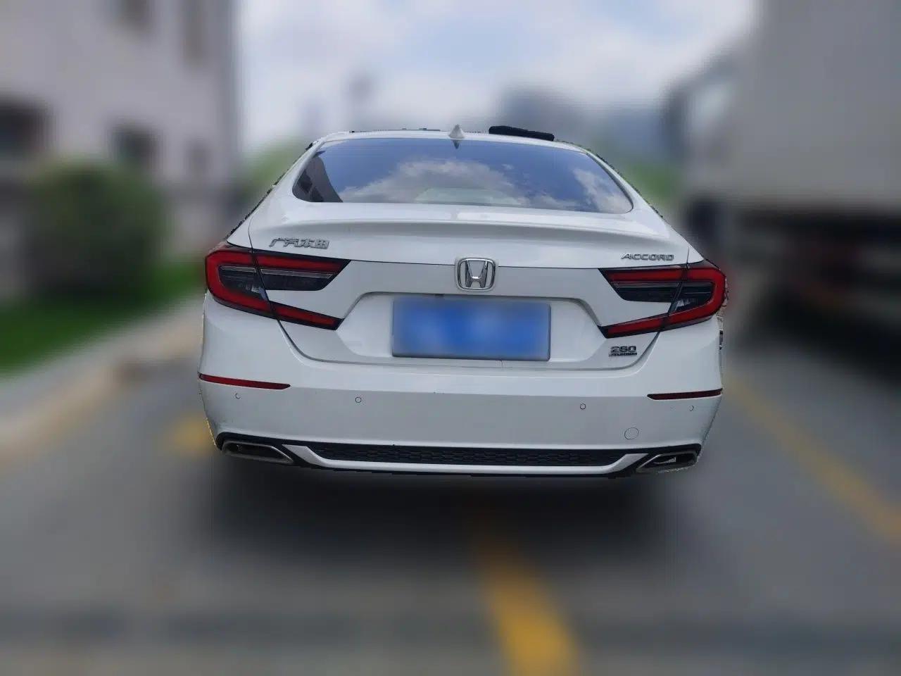 Honda Accord 2022 260TURBO Luxury Edition — миниатюра 5