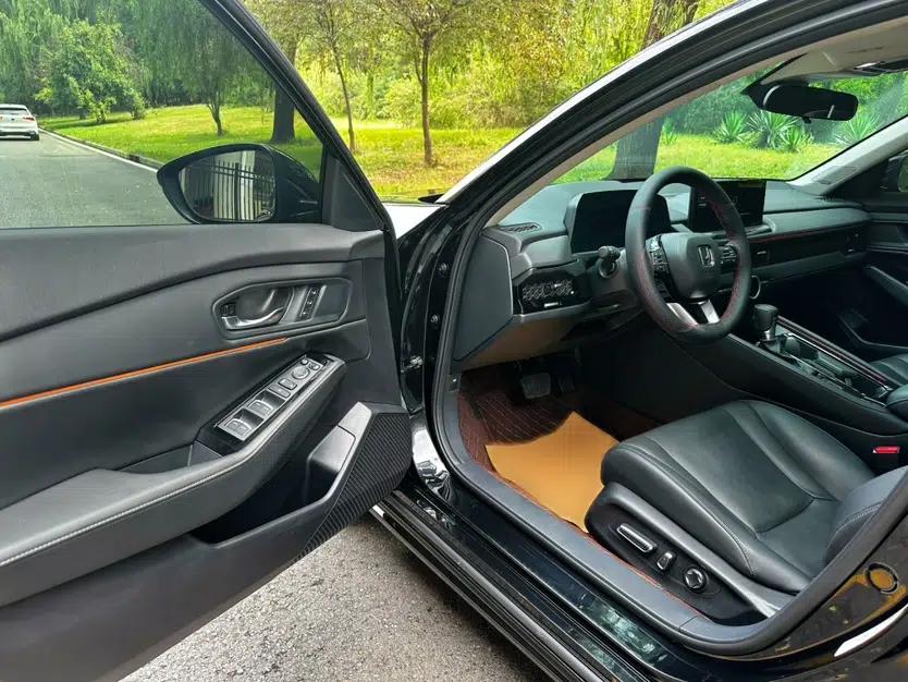 Honda Accord 2023 260TURBO Excellence Edition — миниатюра 18