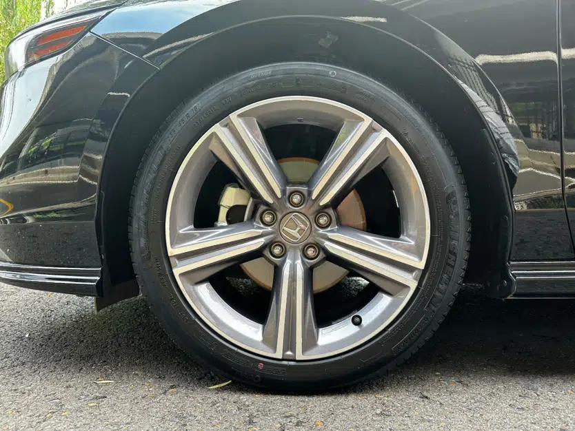 Honda Accord 2023 260TURBO Excellence Edition — миниатюра 6