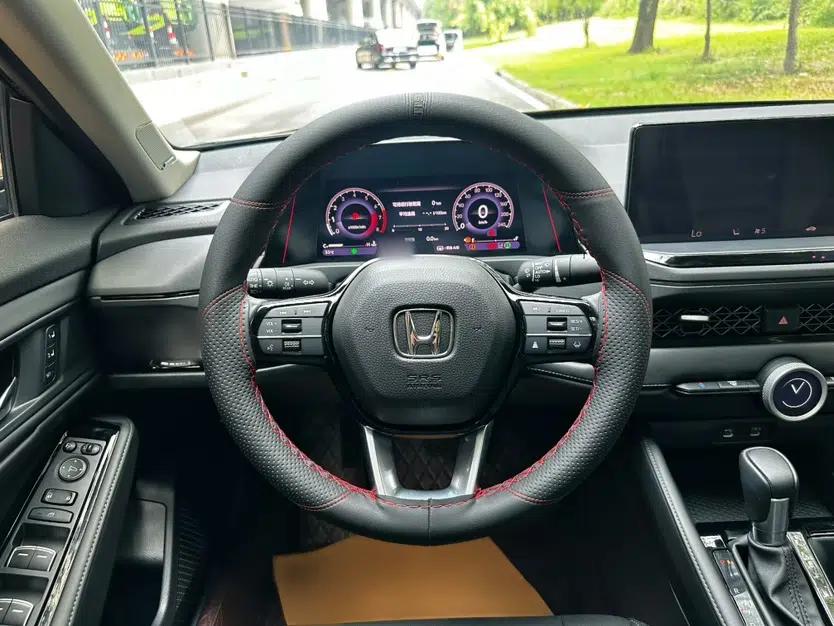 Honda Accord 2023 260TURBO Excellence Edition — миниатюра 9