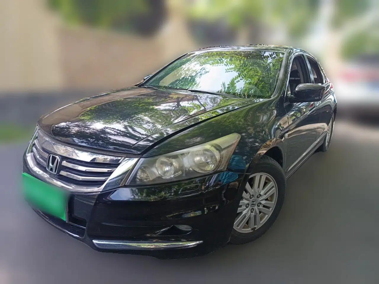 Honda Accord 2013 2.0L SE — миниатюра 1