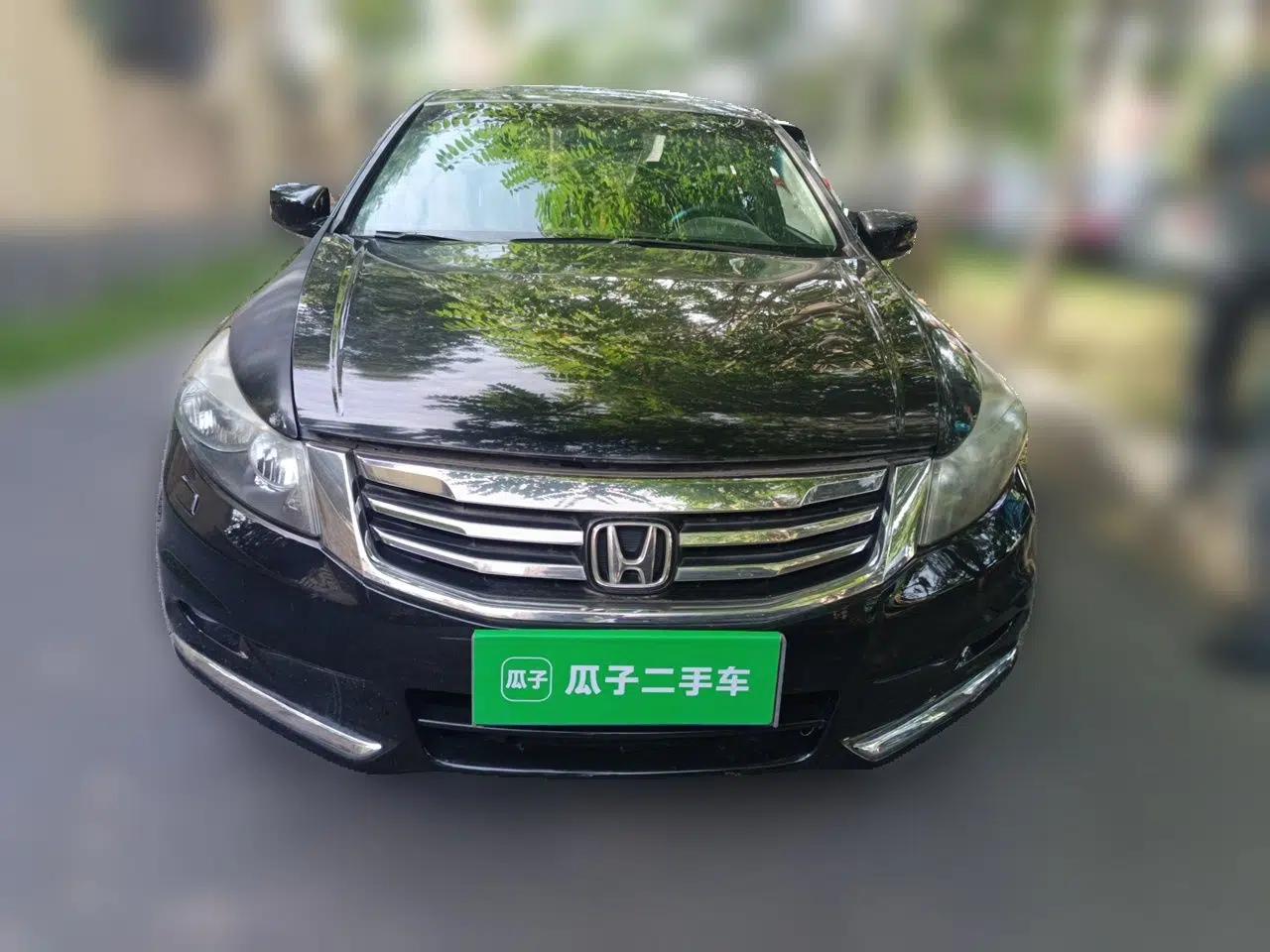 Honda Accord 2013 2.0L SE — миниатюра 2