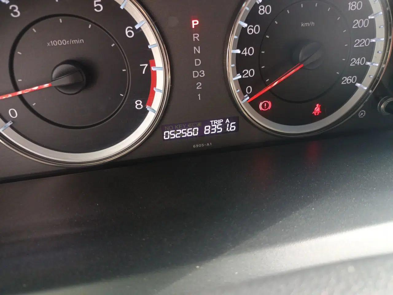 Honda Accord 2013 2.0L SE — миниатюра 12