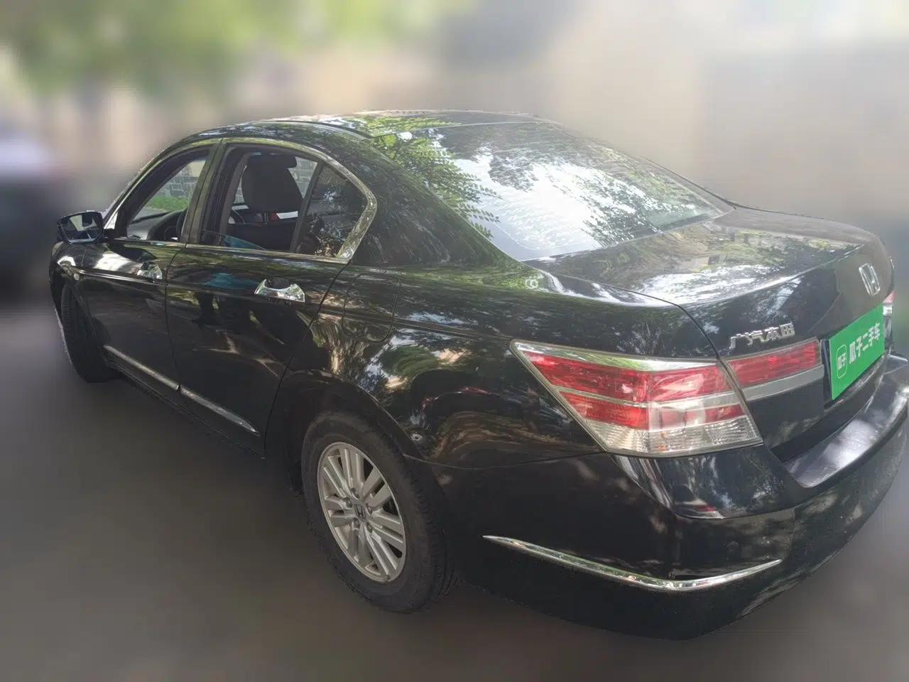 Honda Accord 2013 2.0L SE — миниатюра 4
