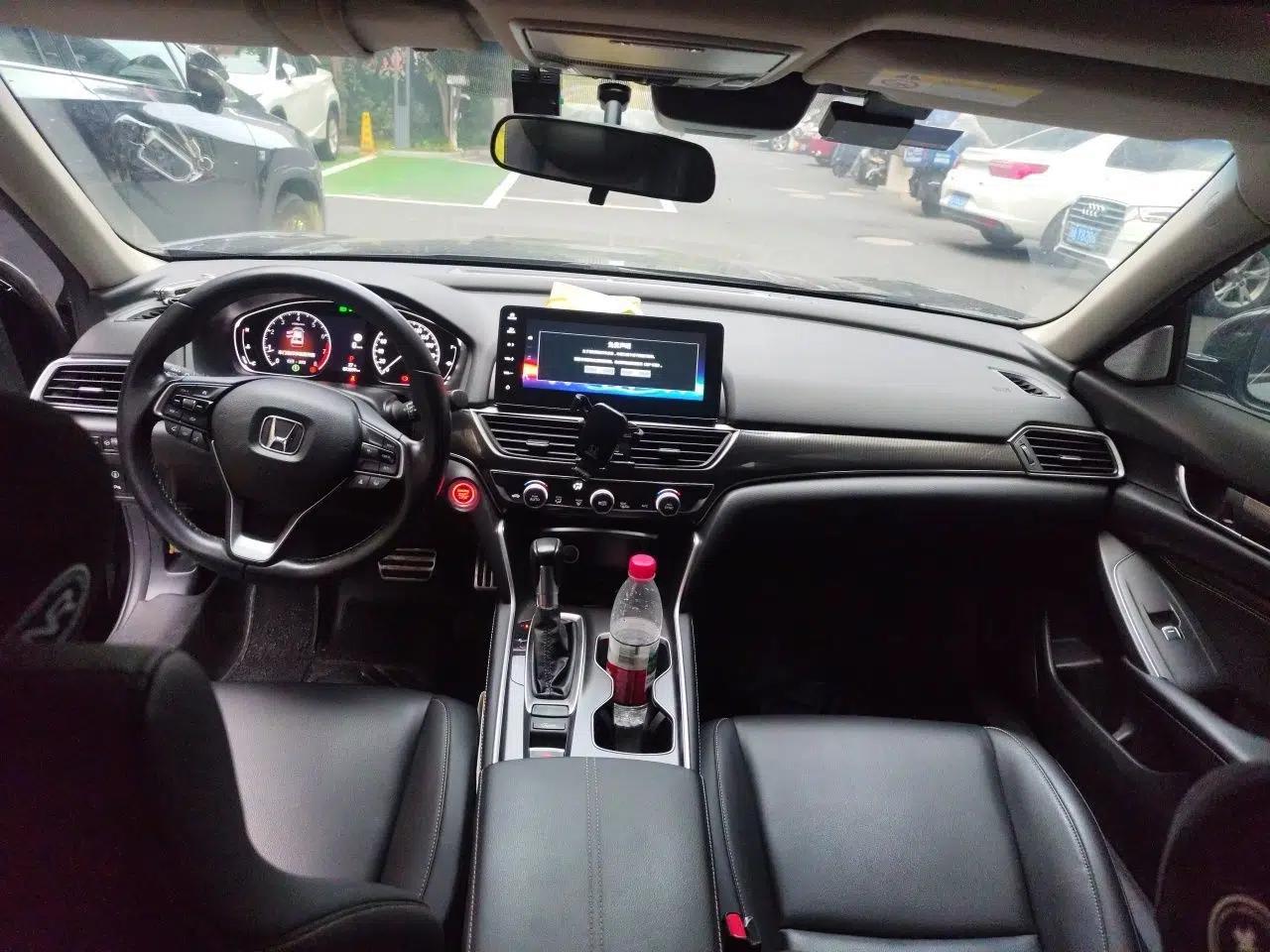 Honda Accord 2022 260TURBO Phantom Night · Prestige Edition — миниатюра 9