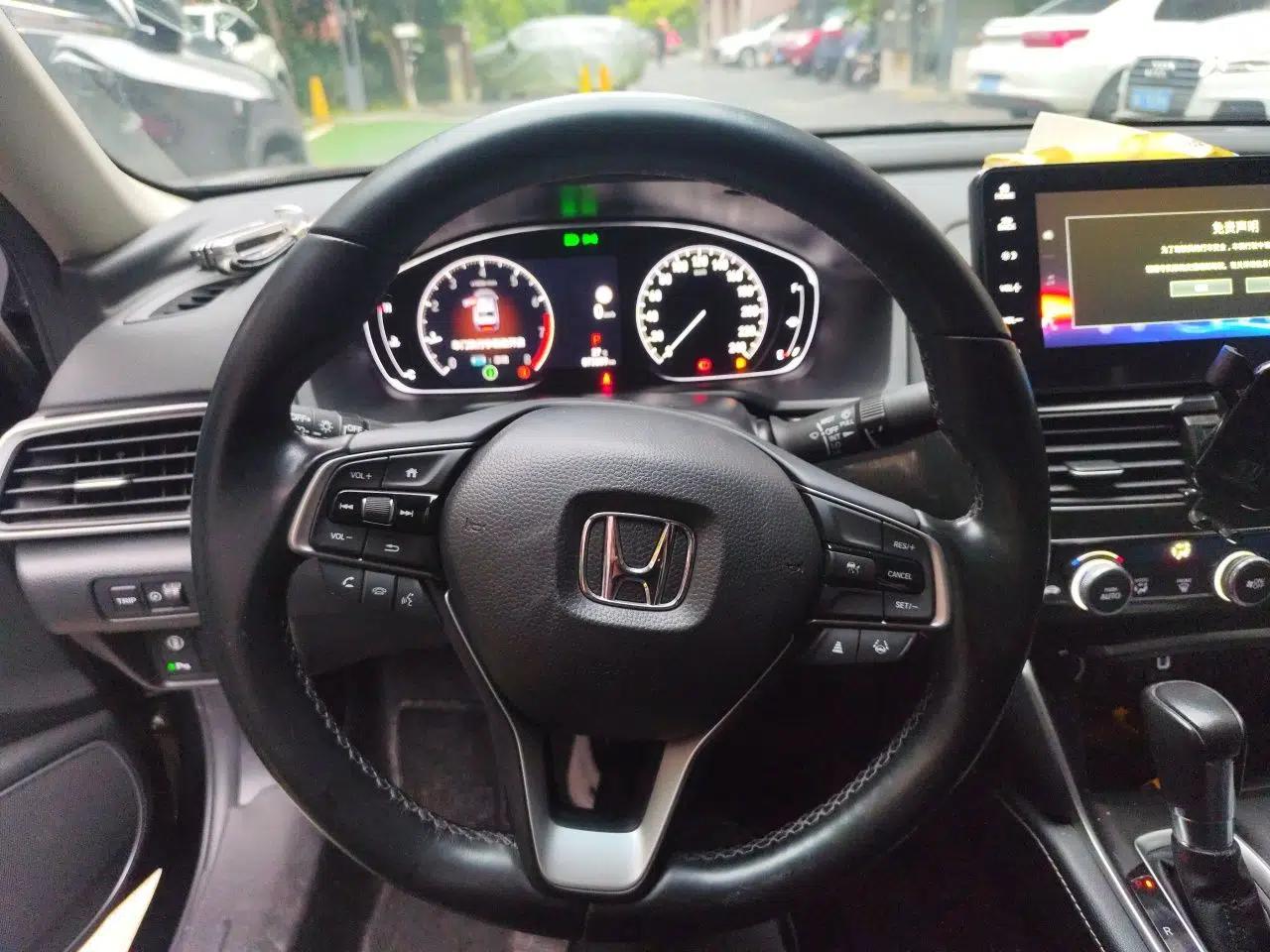 Honda Accord 2022 260TURBO Phantom Night · Prestige Edition — миниатюра 10