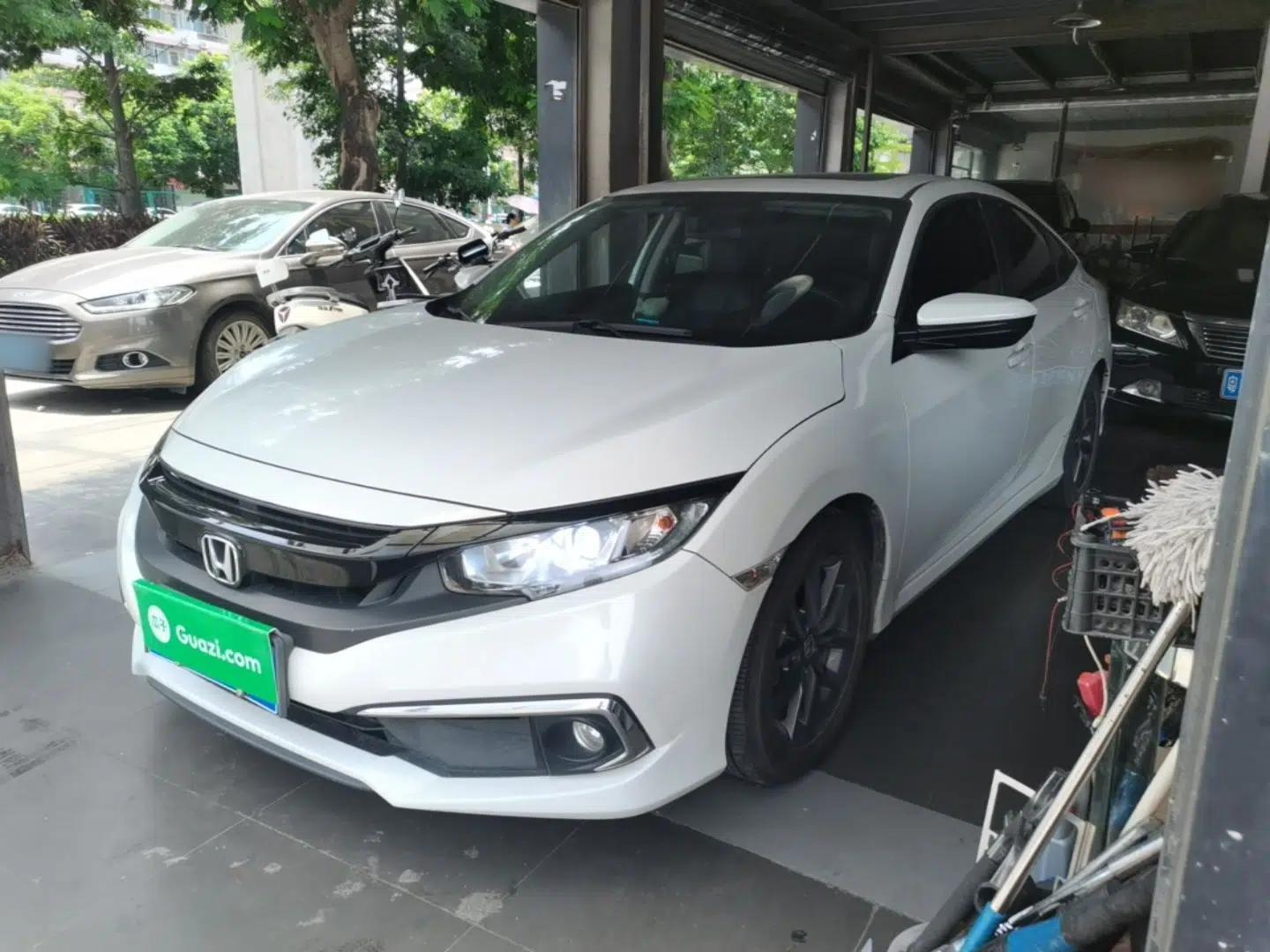 Honda Civic 2019 220TURBO CVT Dynamic Edition China VI — миниатюра 1