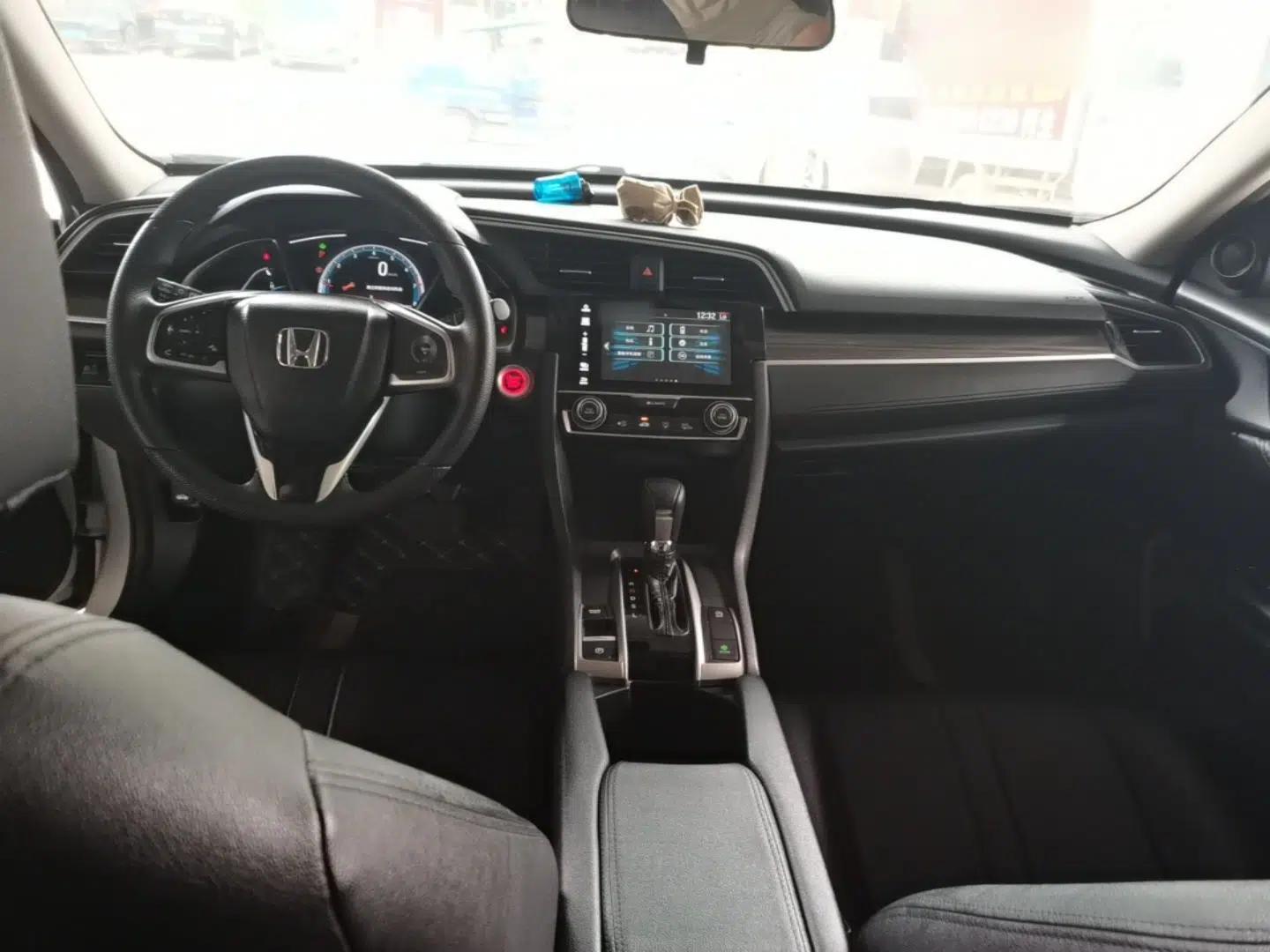 Honda Civic 2019 220TURBO CVT Dynamic Edition China VI — миниатюра 12