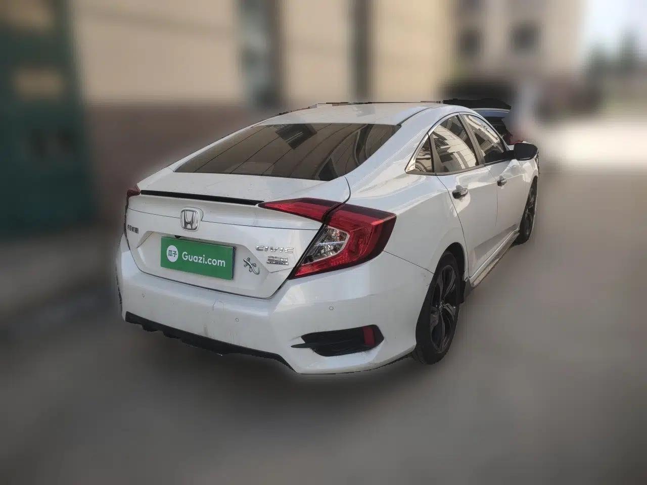 Honda Civic 2019 220TURBO CVT Dynamic Edition China VI Emission Standard — миниатюра 6