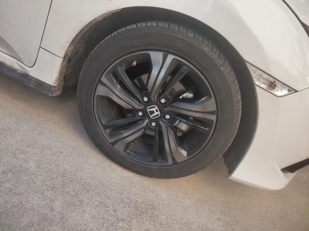 Honda Civic 2019 220TURBO CVT Dynamic Edition China VI Emission Standard — миниатюра 8