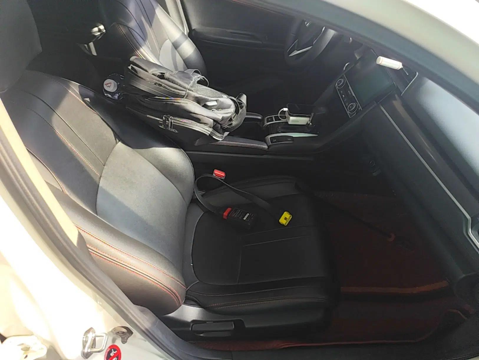 Honda Civic 2019 220TURBO CVT Dynamic Edition China VI — миниатюра 24