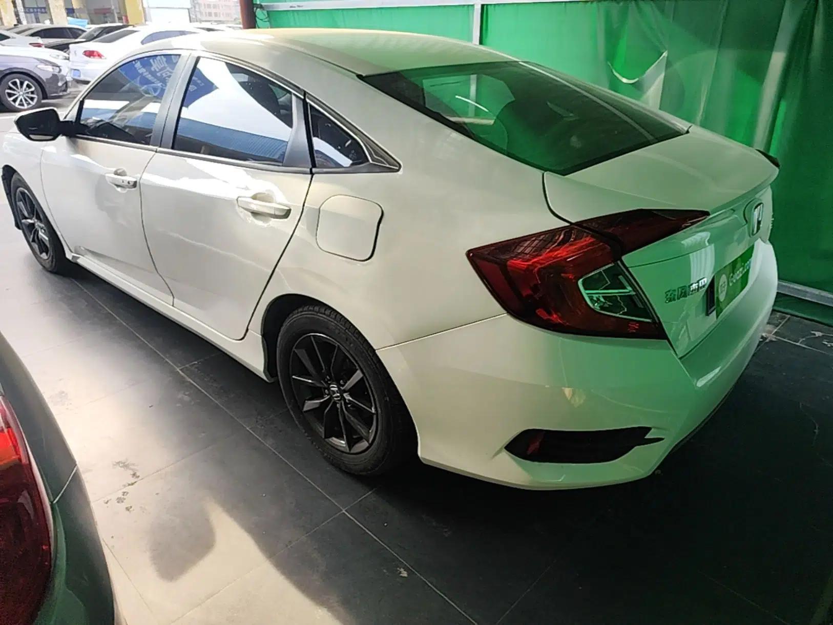 Honda Civic 2019 220TURBO CVT Dynamic Edition China VI — миниатюра 4