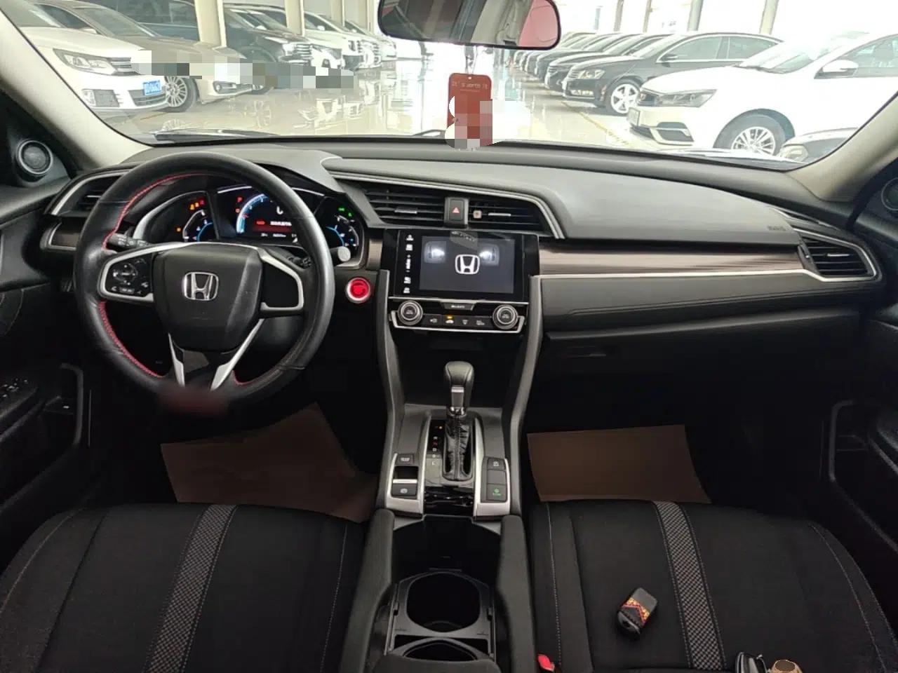 Honda Civic 2019 220TURBO CVT Dynamic Edition China VI — миниатюра 12