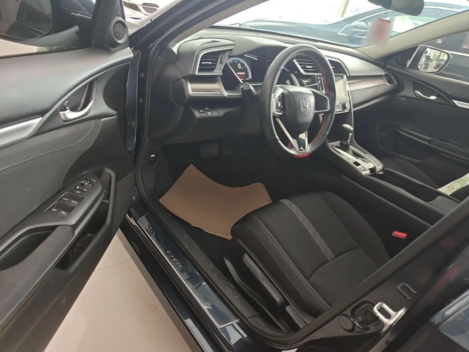 Honda Civic 2019 220TURBO CVT Dynamic Edition China VI — миниатюра 18