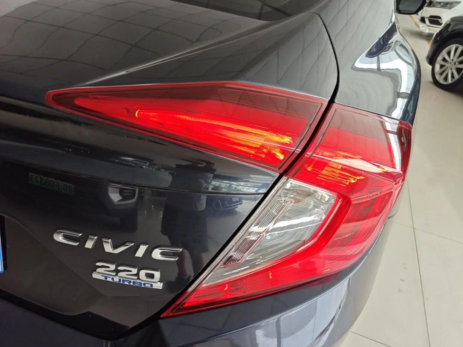 Honda Civic 2019 220TURBO CVT Dynamic Edition China VI — миниатюра 9