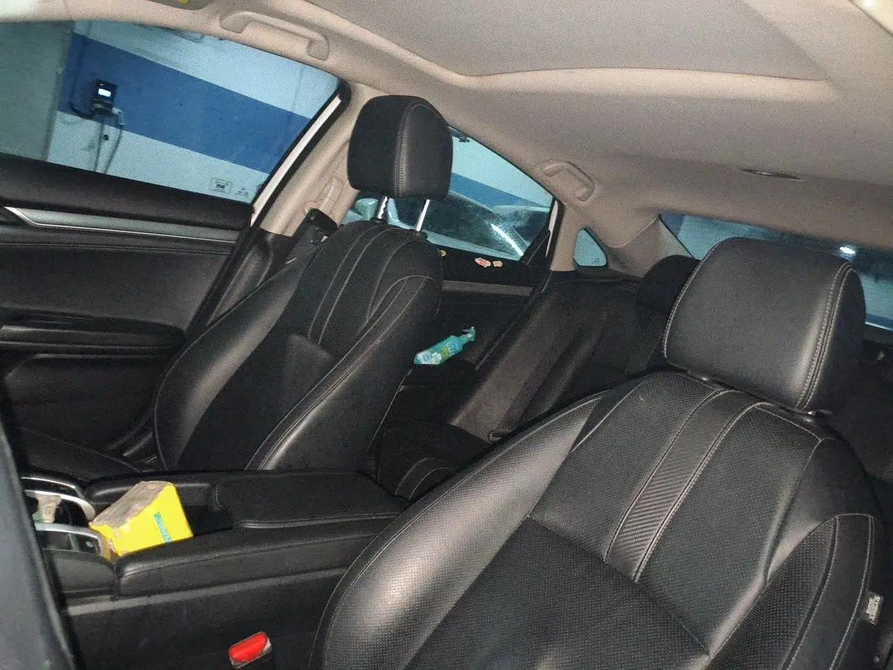Honda Civic 2016 220TURBO CVT Prestige Edition — миниатюра 14