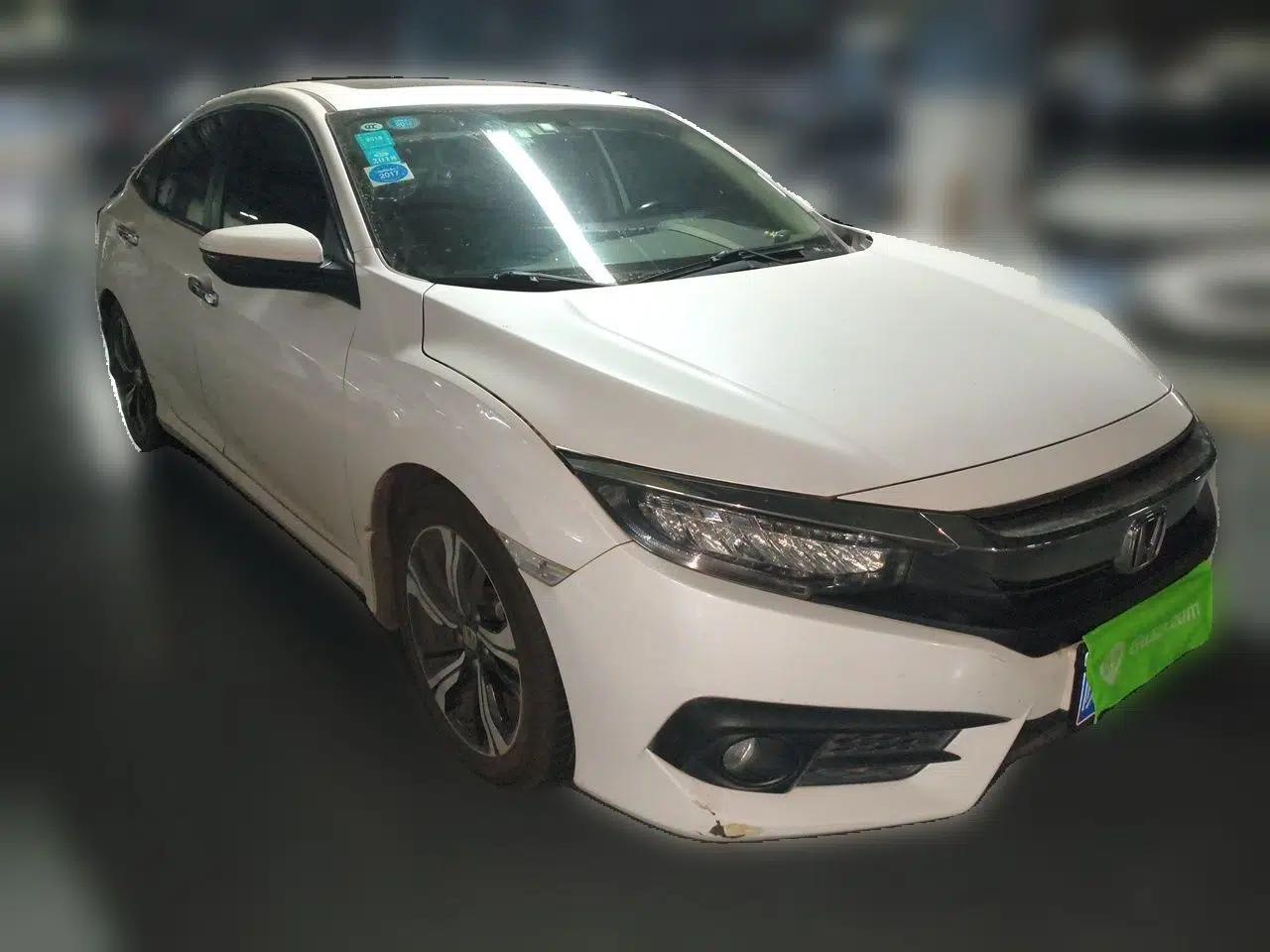 Honda Civic 2016 220TURBO CVT Prestige Edition — миниатюра 3