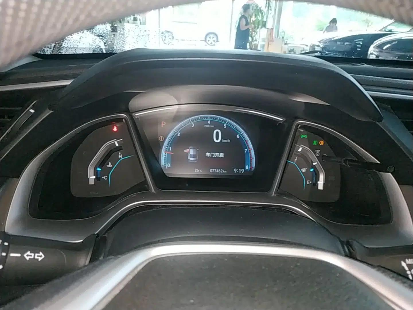 Honda Civic 2016 220TURBO CVT Luxury Edition — миниатюра 14