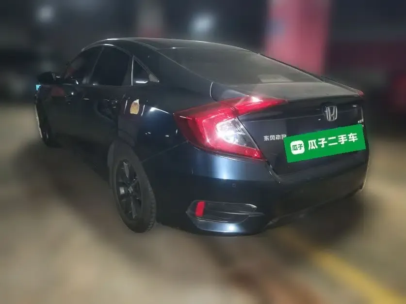Honda Civic 2019 220TURBO CVT Dynamic Edition China VI — миниатюра 4